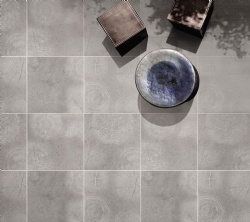 Wooden pattern tile